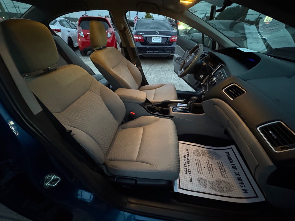 2015 Honda Civic Image 9