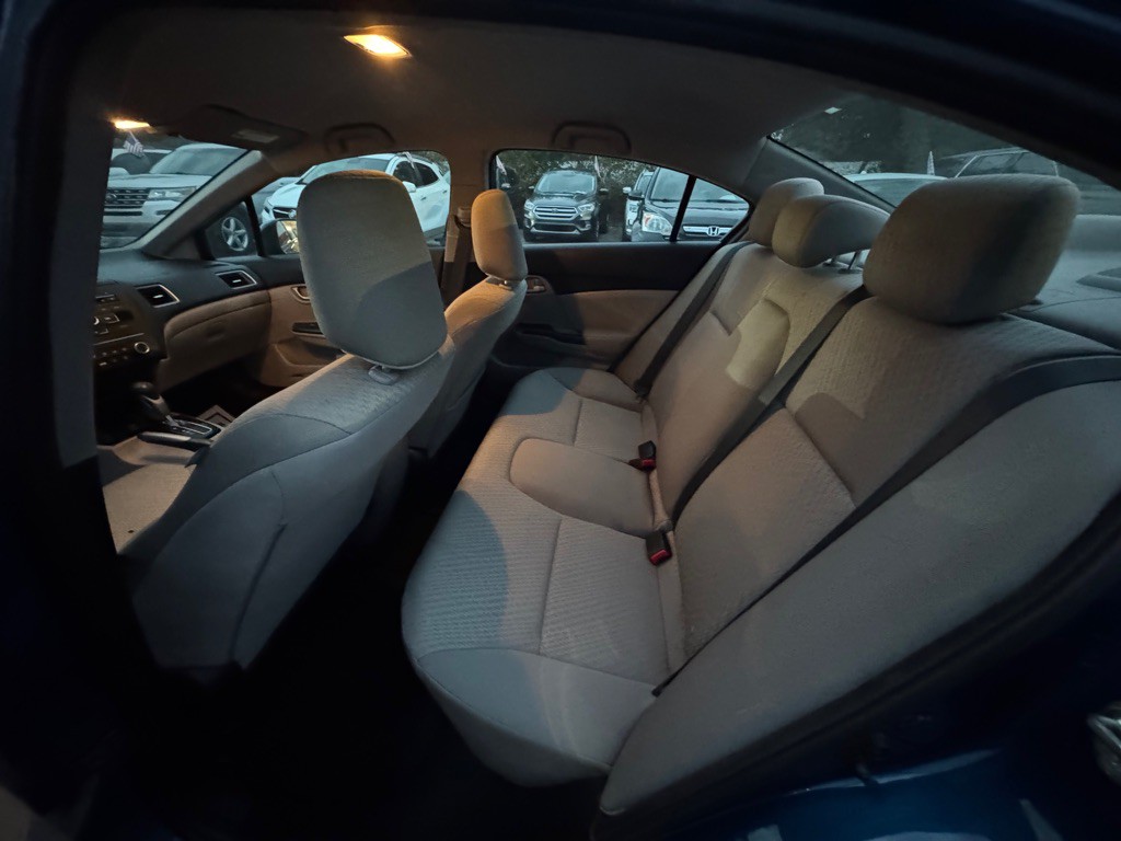2015 Honda Civic Image 10
