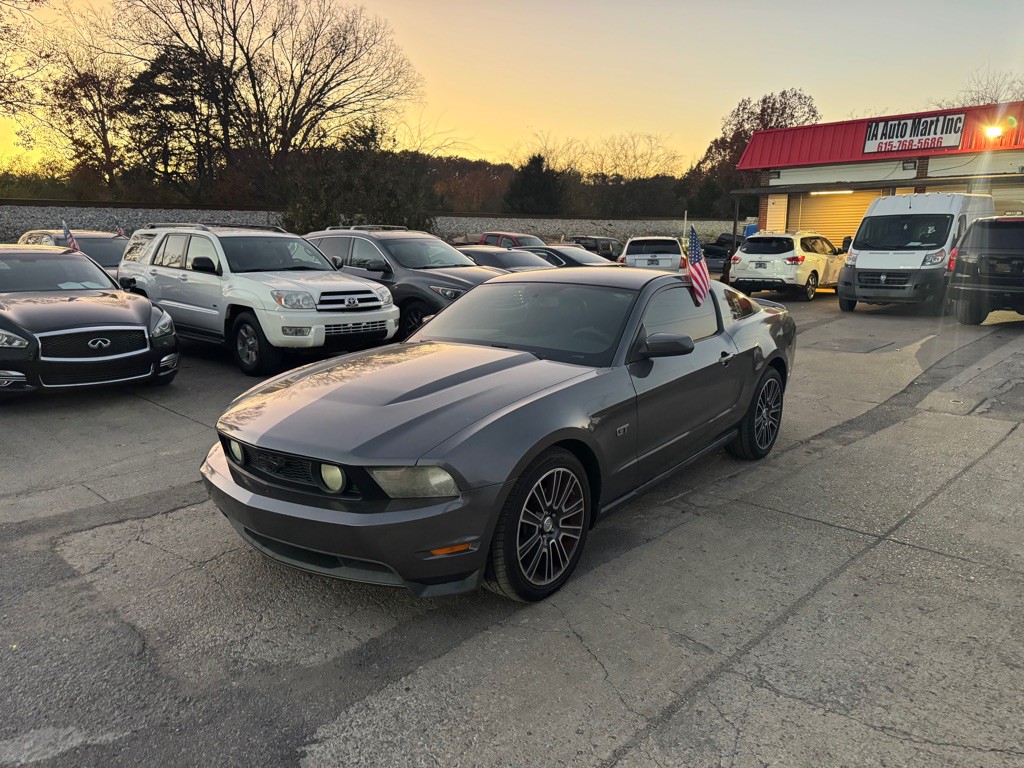 2010 Ford Mustang Image 2