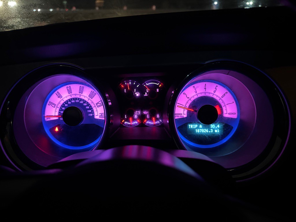 2010 Ford Mustang Image 14