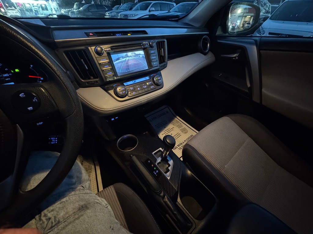 2014 Toyota Rav4 Image 15