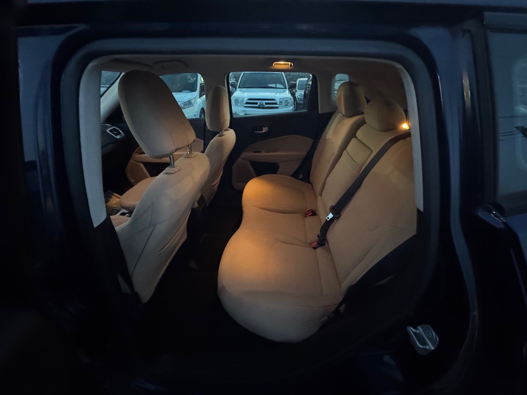 2020 Jeep Compass Image 10