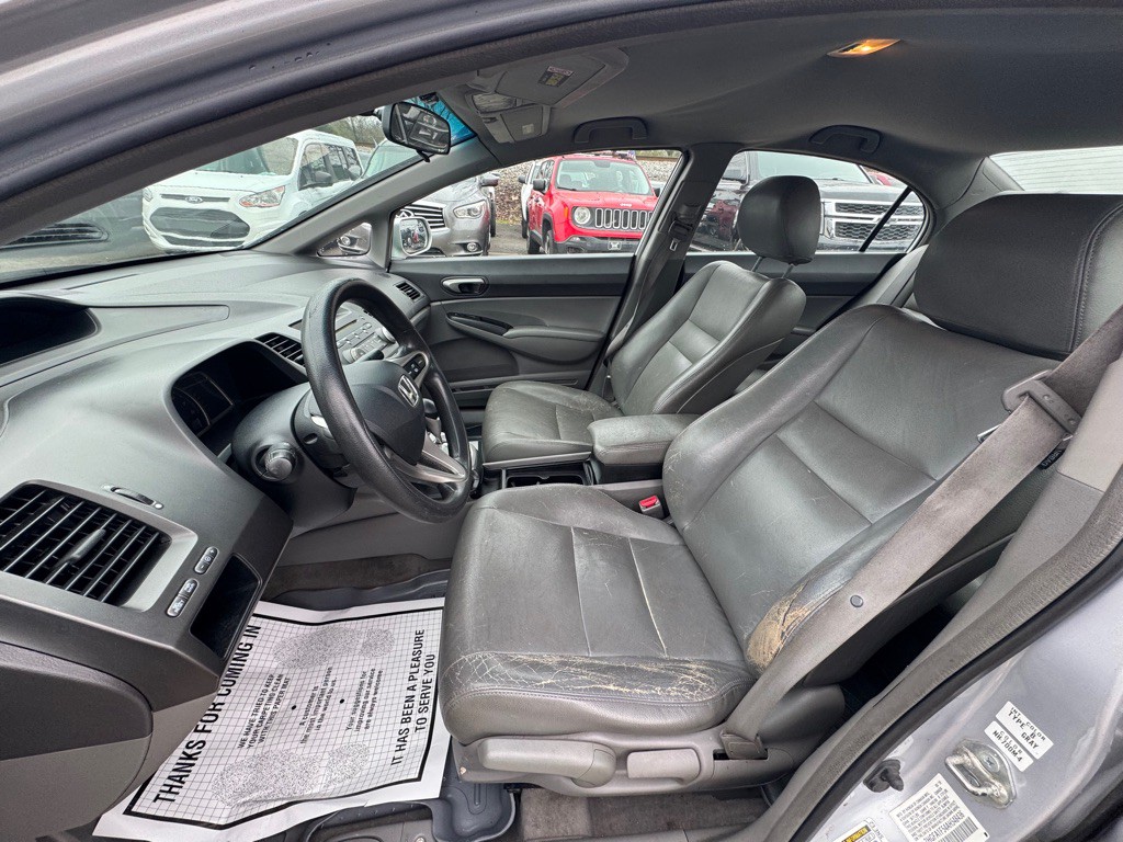 2010 Honda Civic Image 8