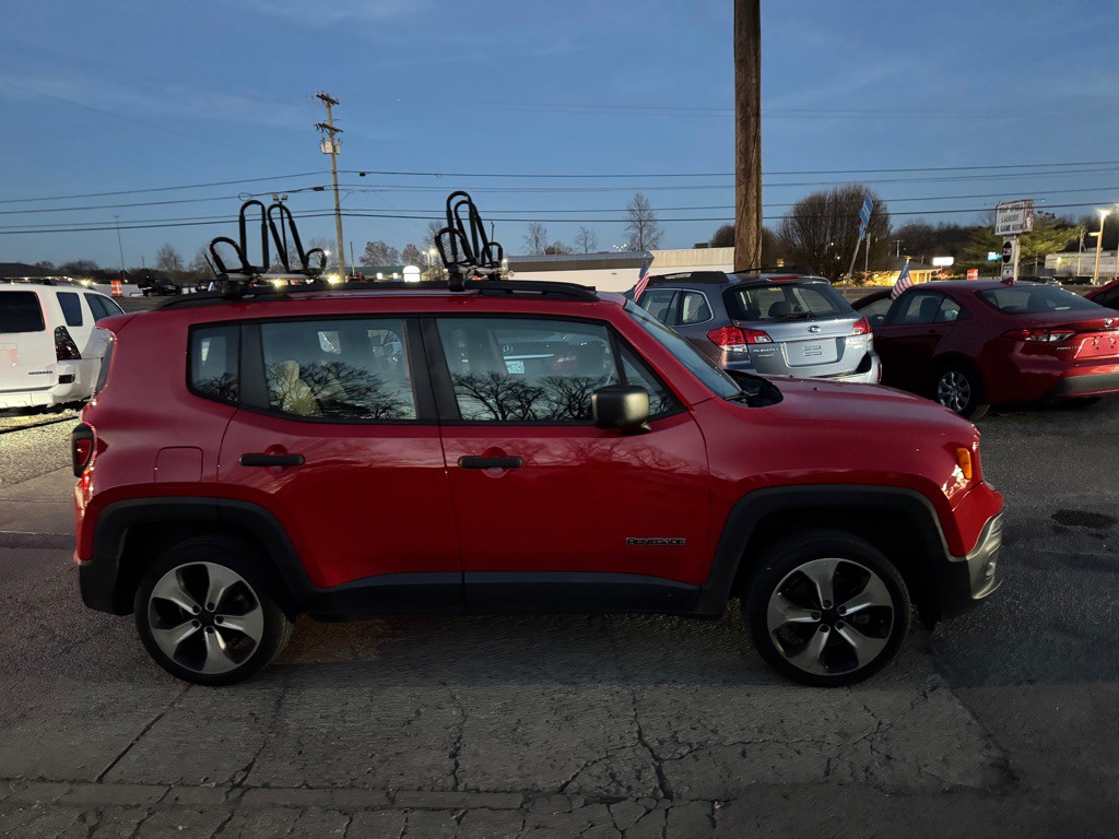 2015 Jeep Renegade Image 4