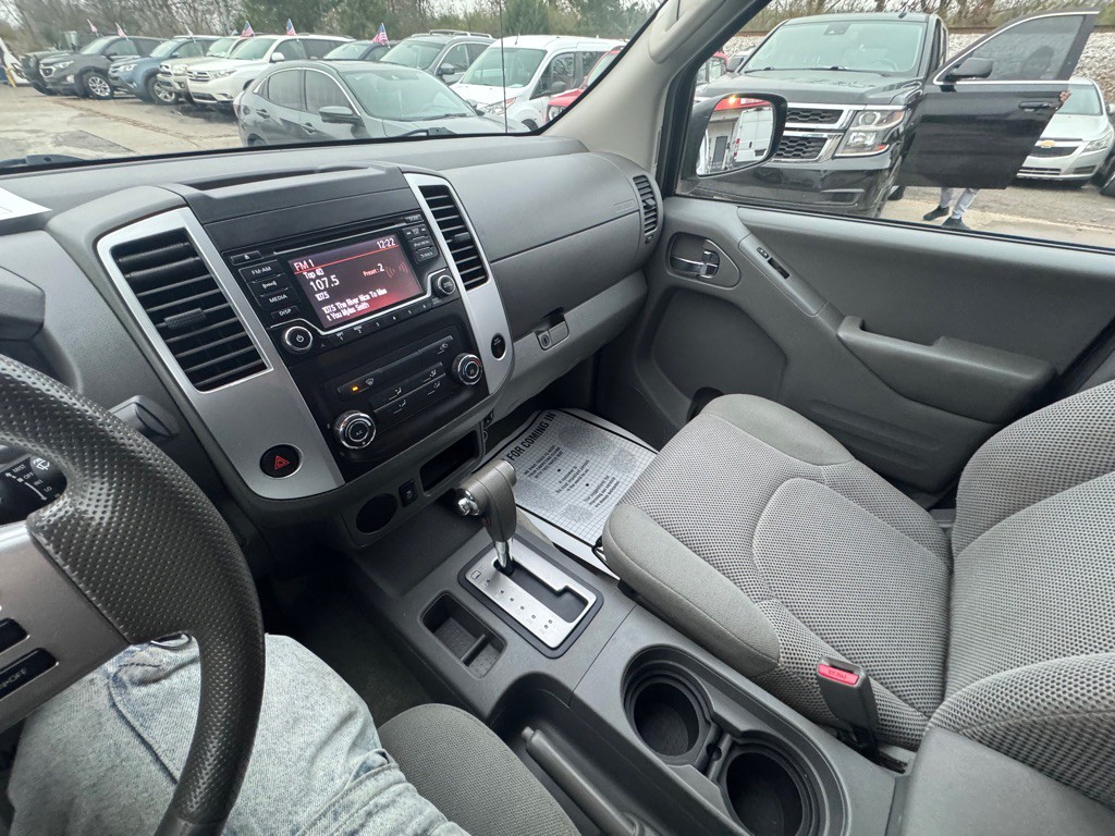 2018 Nissan Frontier Image 15