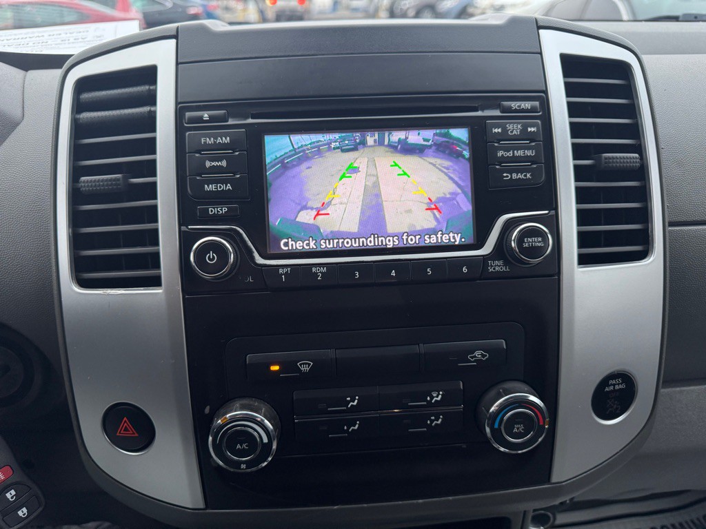 2018 Nissan Frontier Image 16