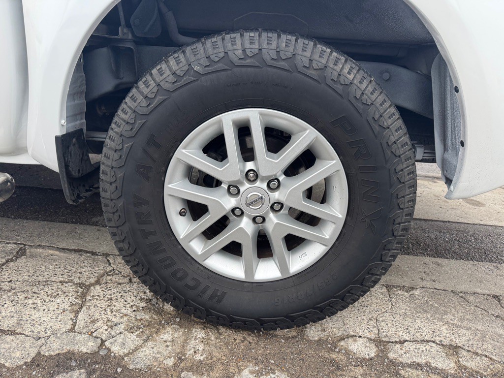 2018 Nissan Frontier Image 17