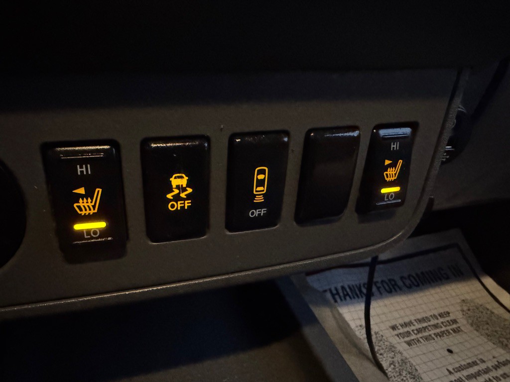 2018 Nissan Frontier Image 16