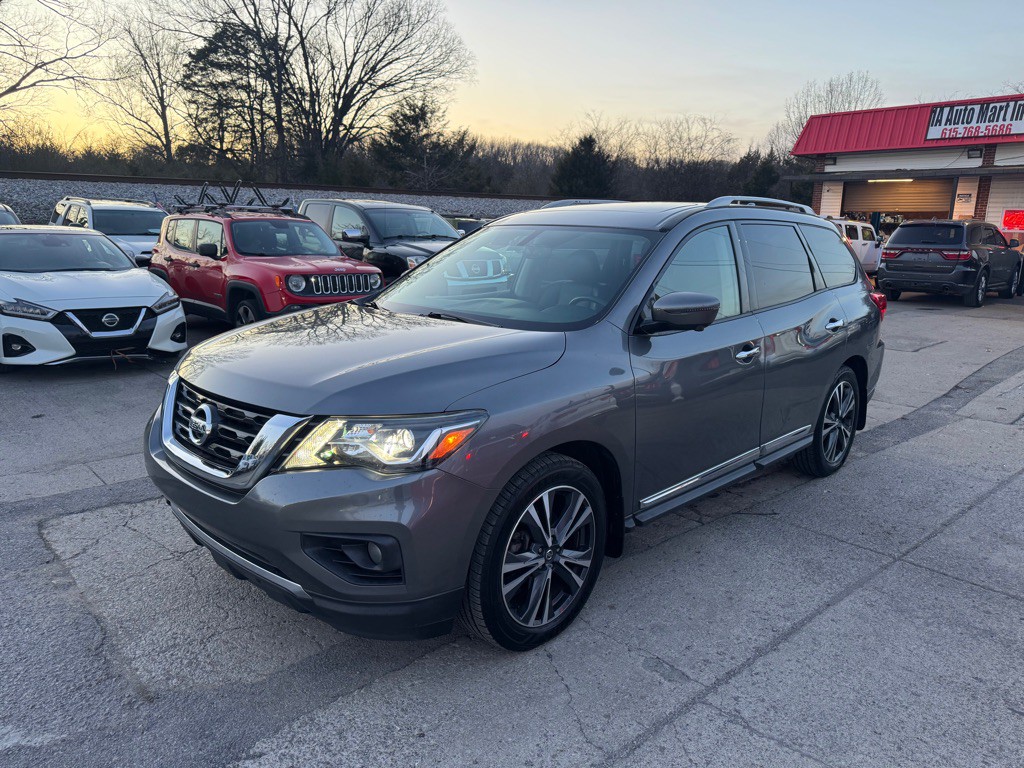 2019 Nissan Pathfinder Image 1