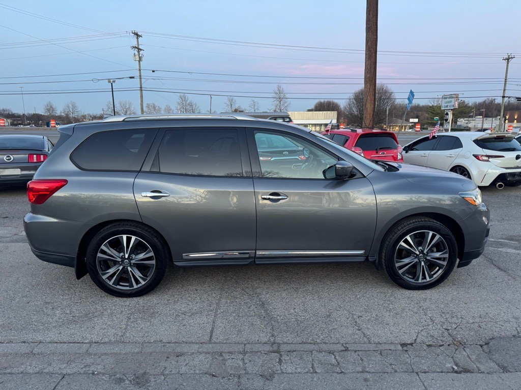 2019 Nissan Pathfinder Image 4