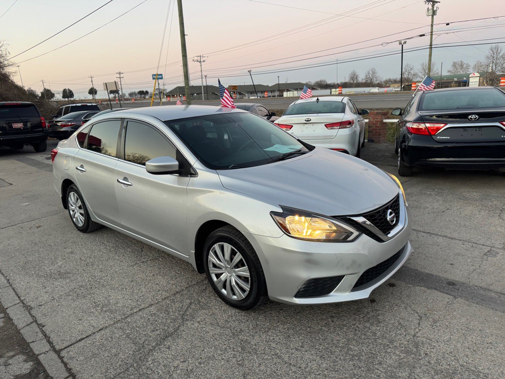 2019 Nissan Sentra Image 3