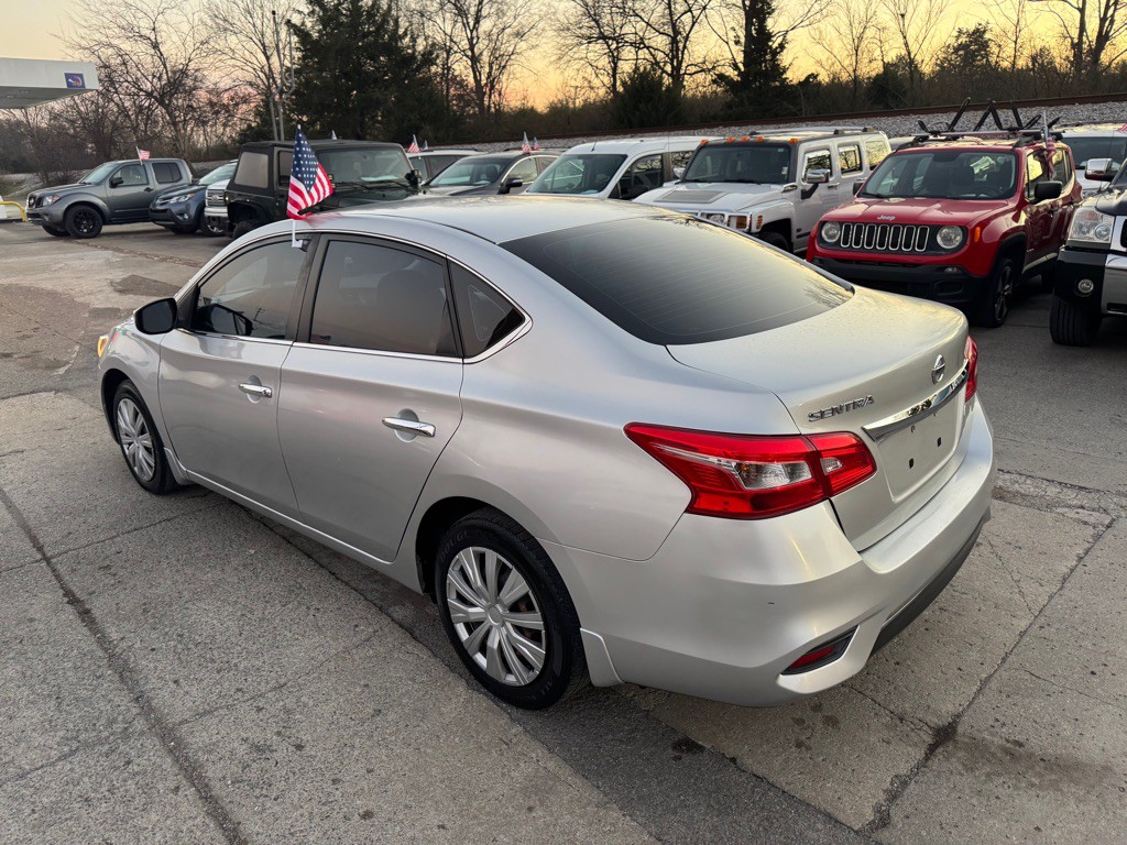 2019 Nissan Sentra Image 7