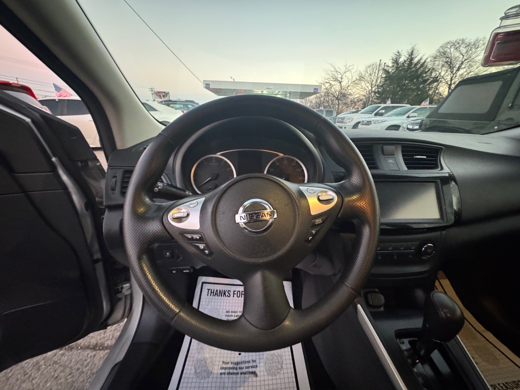 2019 Nissan Sentra Image 14