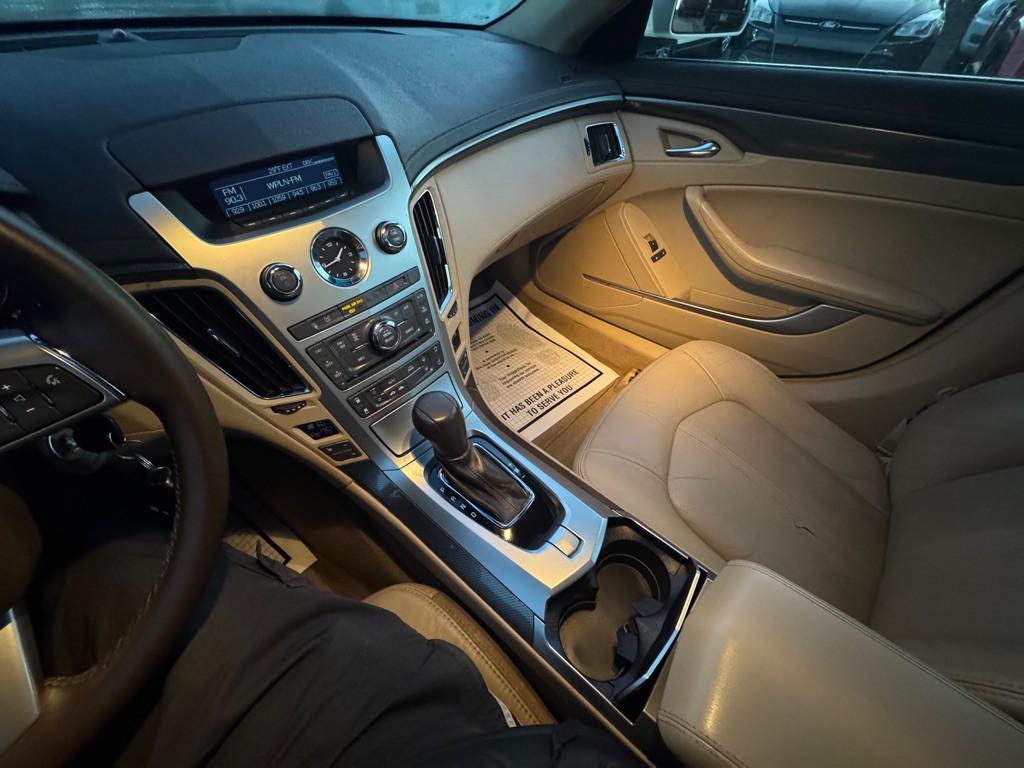 2009 Cadillac CTS Image 14