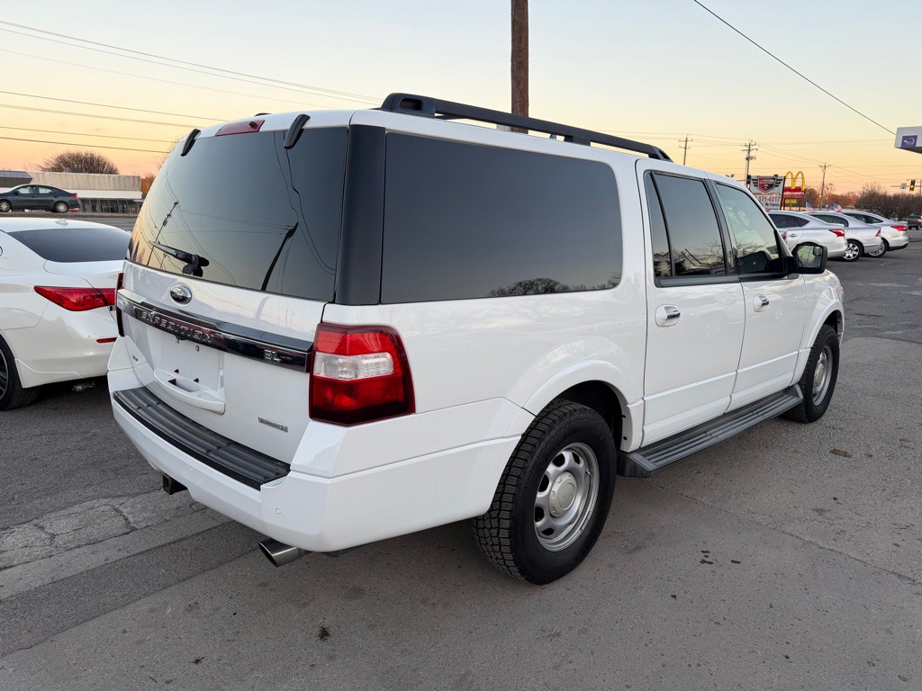 2015 Ford Expedition Image 4