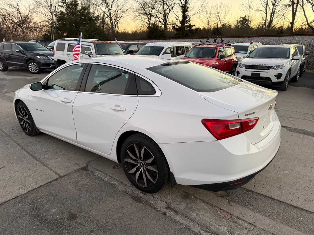 2018 Chevrolet Malibu Image 7