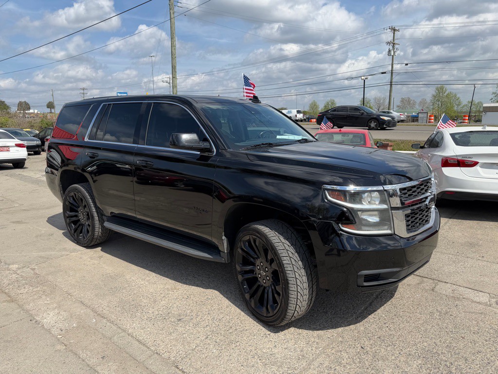 2017 Chevrolet Tahoe Image 4