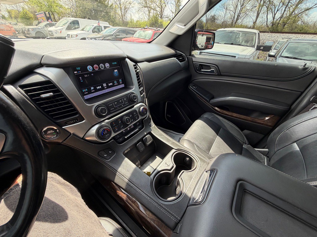 2017 Chevrolet Tahoe Image 16