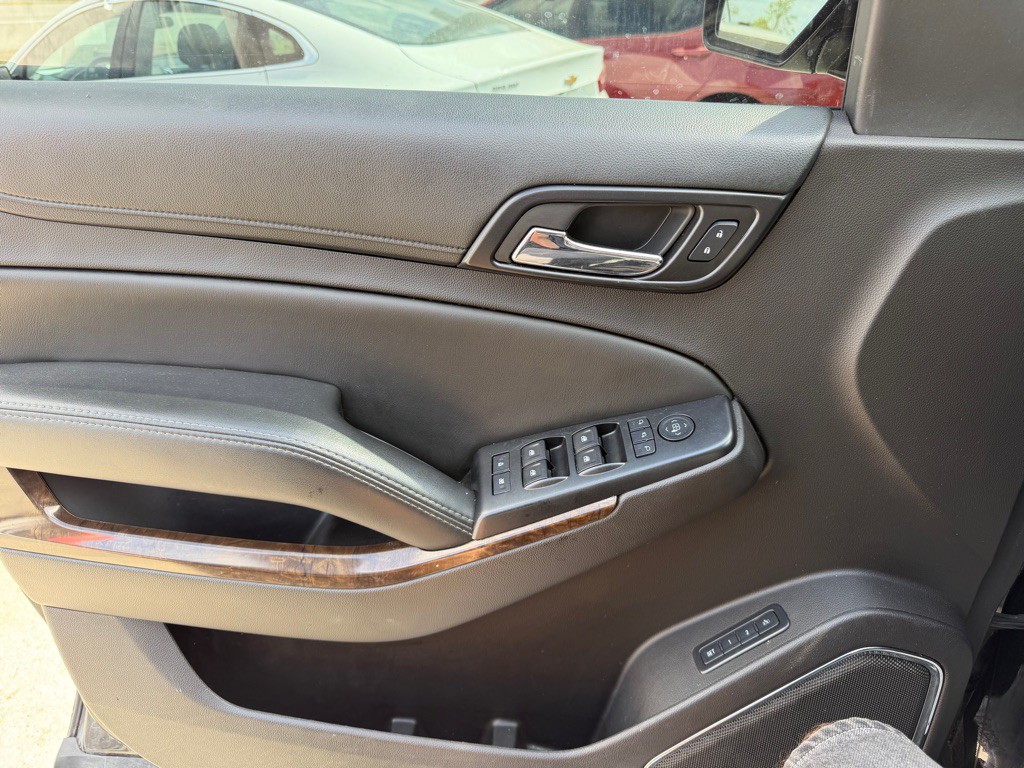 2017 Chevrolet Tahoe Image 18