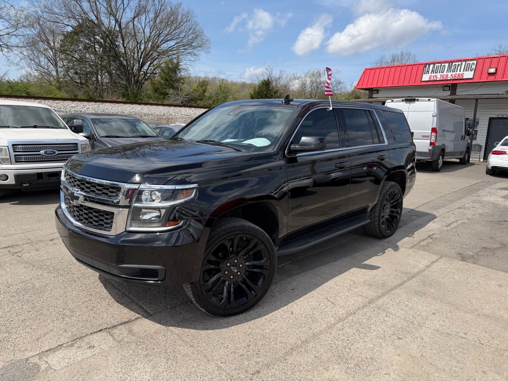 2017 Chevrolet Tahoe Image 1