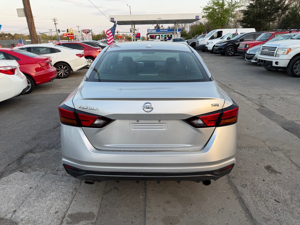 2021 Nissan Altima Image 6