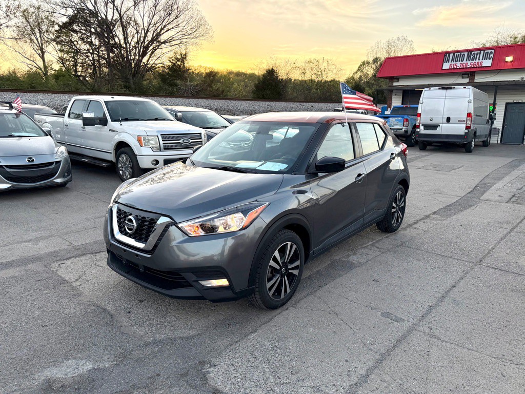 2019 Nissan Kicks Image 1