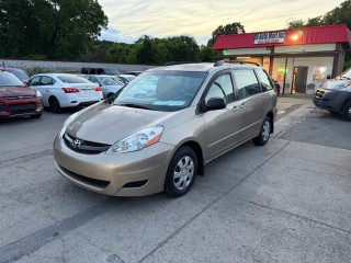 Image for 2007 Toyota Sienna CE ID: 7358257