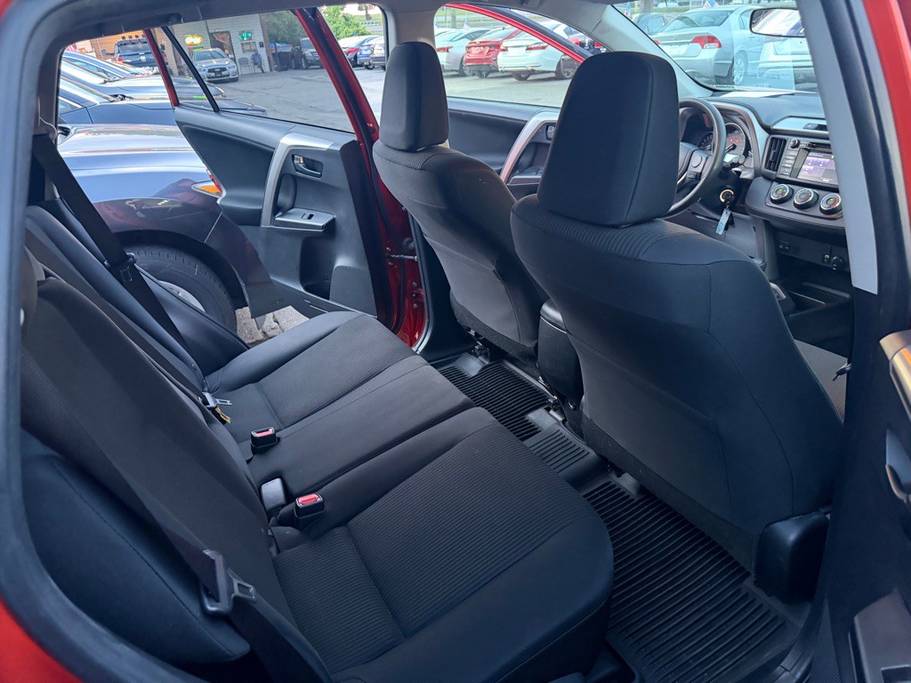 2016 Toyota Rav4 Image 11
