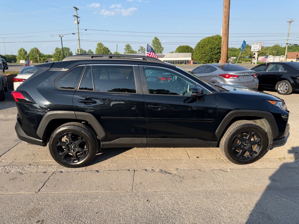 2020 Toyota Rav4 Image 4