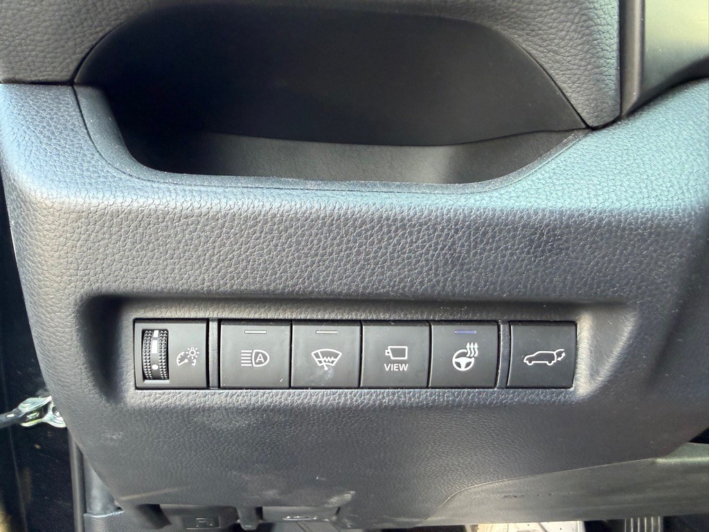 2020 Toyota Rav4 Image 17