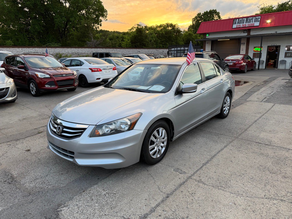 2012 Honda Accord Image 1