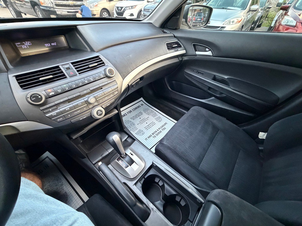2012 Honda Accord Image 12
