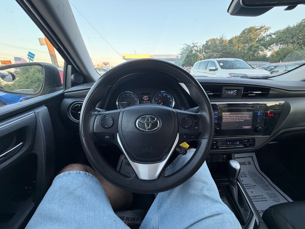 2019 Toyota Corolla Image 12
