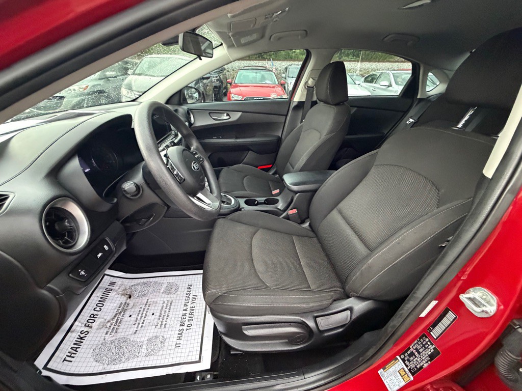 2021 Kia Forte Image 8