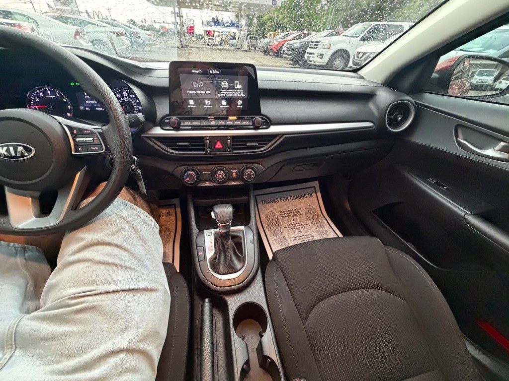 2021 Kia Forte Image 14