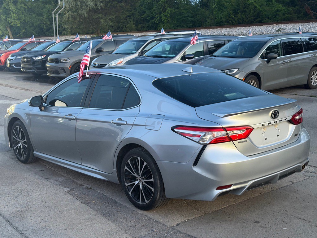 2020 Toyota Camry Image 7
