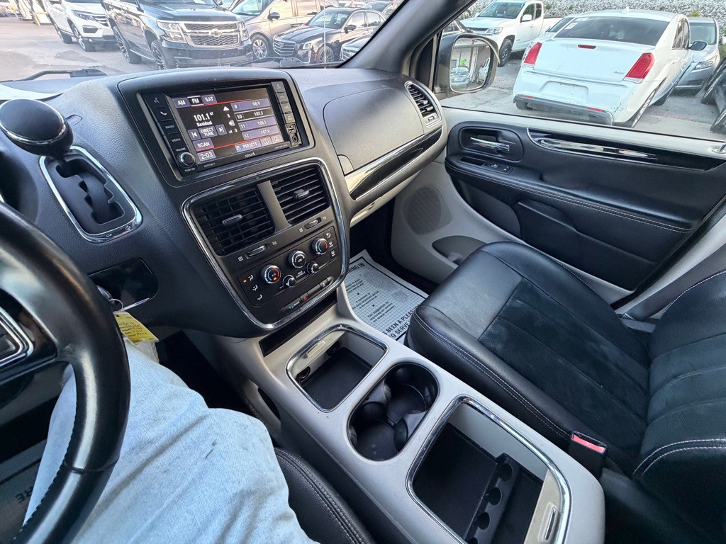 2018 Dodge Grand Caravan Image 17