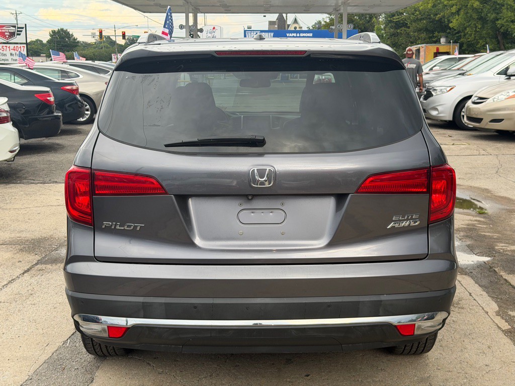 2017 Honda Pilot Image 6