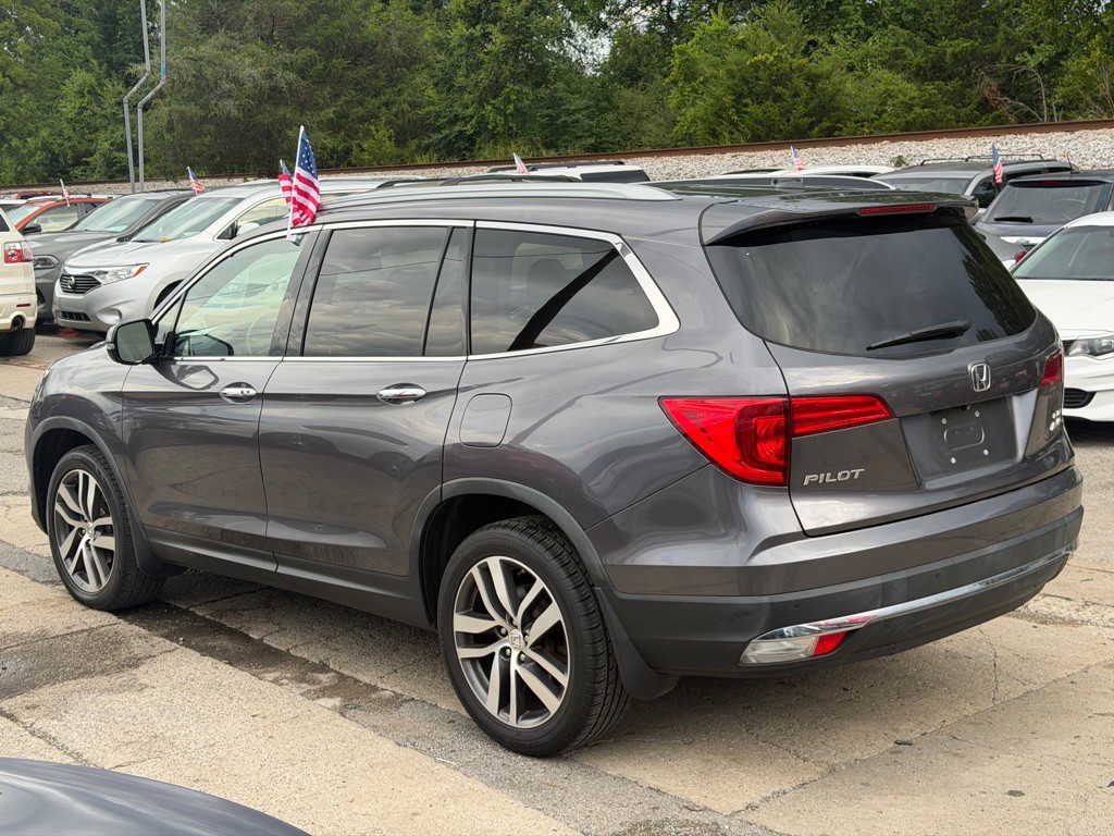 2017 Honda Pilot Image 8