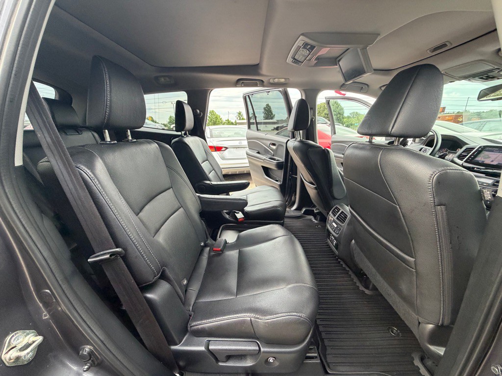 2017 Honda Pilot Image 13