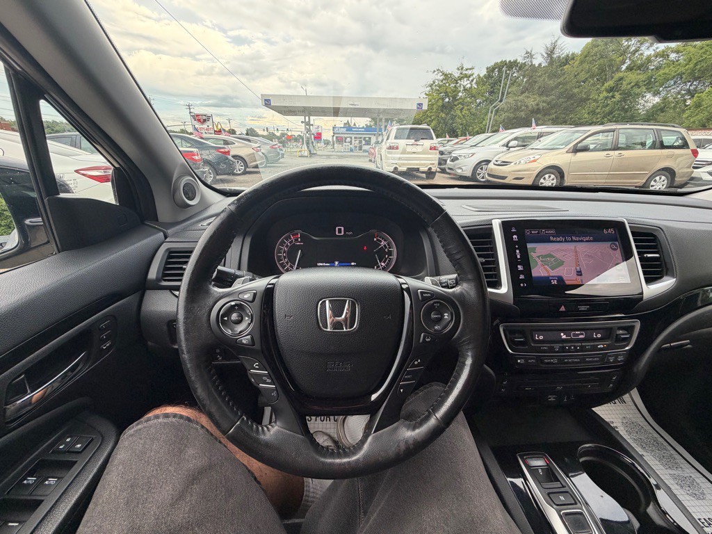 2017 Honda Pilot Image 14