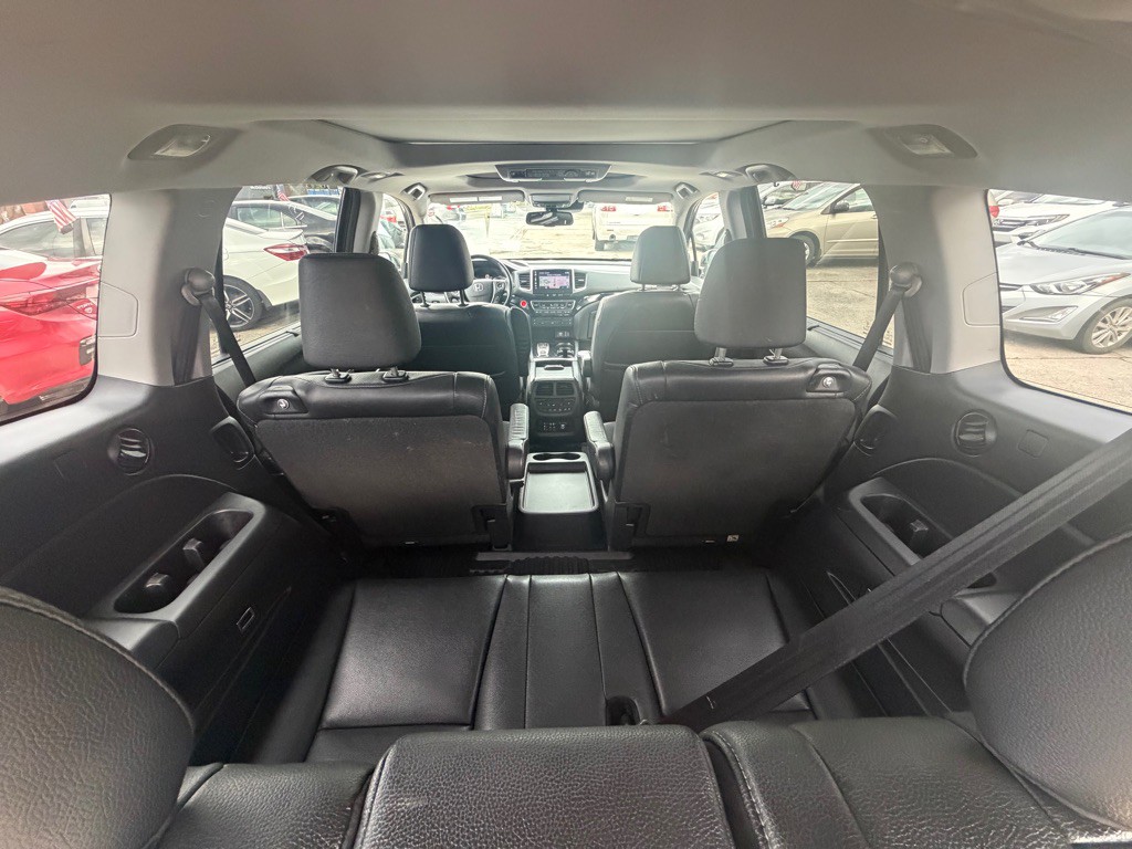 2017 Honda Pilot Image 23