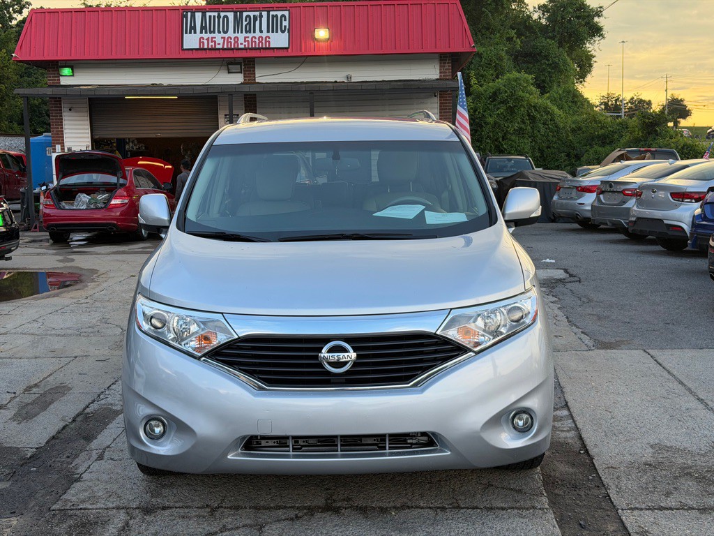 2011 Nissan Quest Image 2