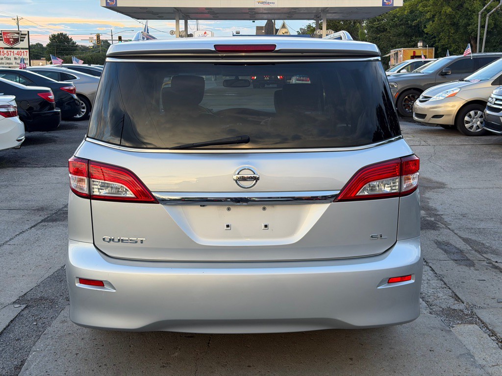 2011 Nissan Quest Image 6