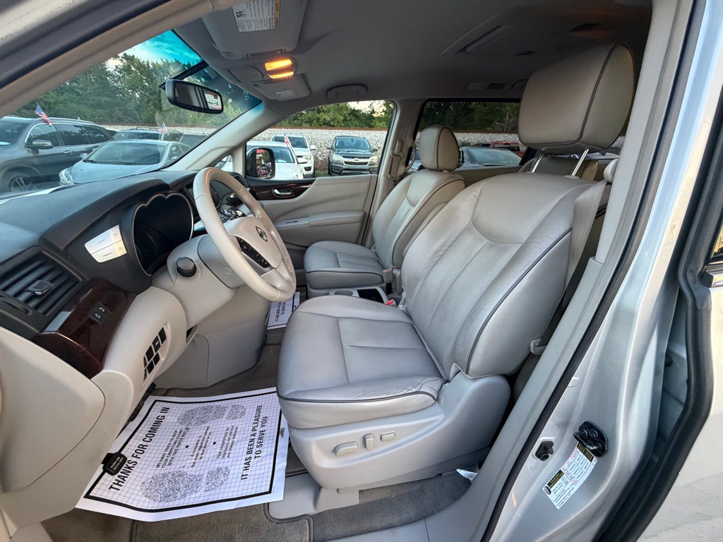 2011 Nissan Quest Image 9
