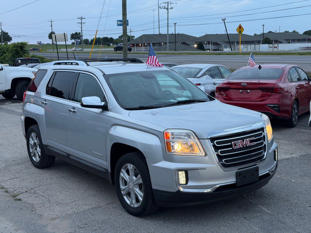 2017 GMC Terrain Image 3
