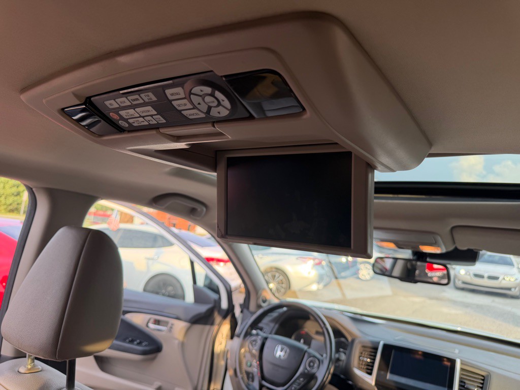2016 Honda Pilot Image 21