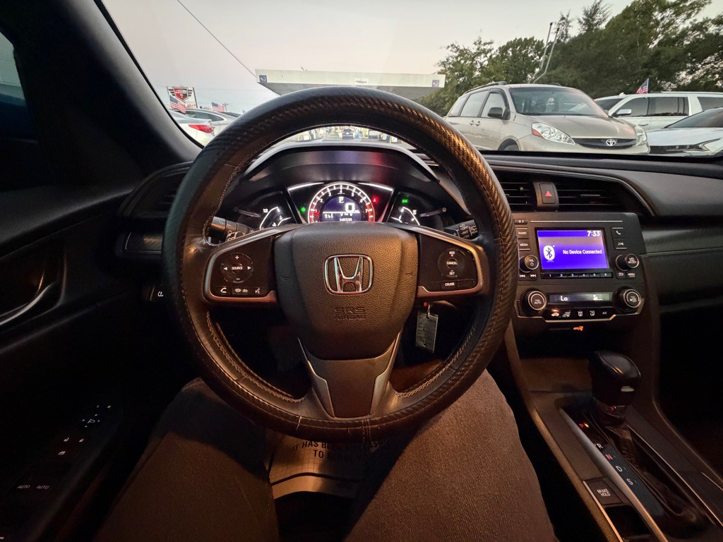 2018 Honda Civic Image 13
