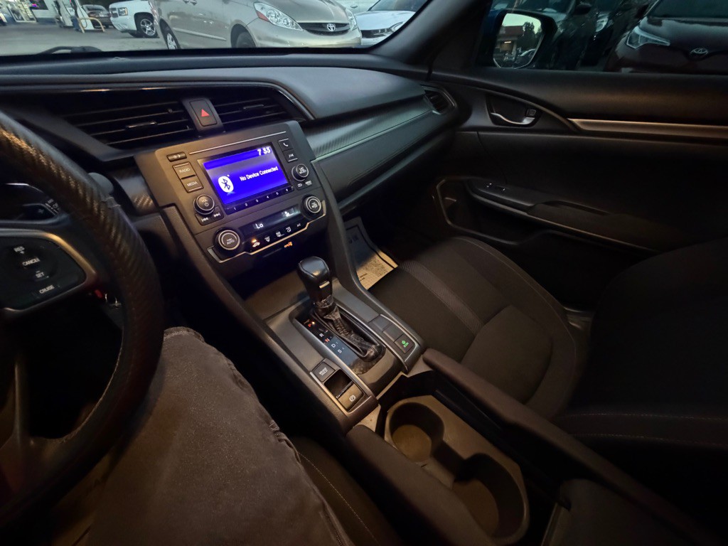 2018 Honda Civic Image 15