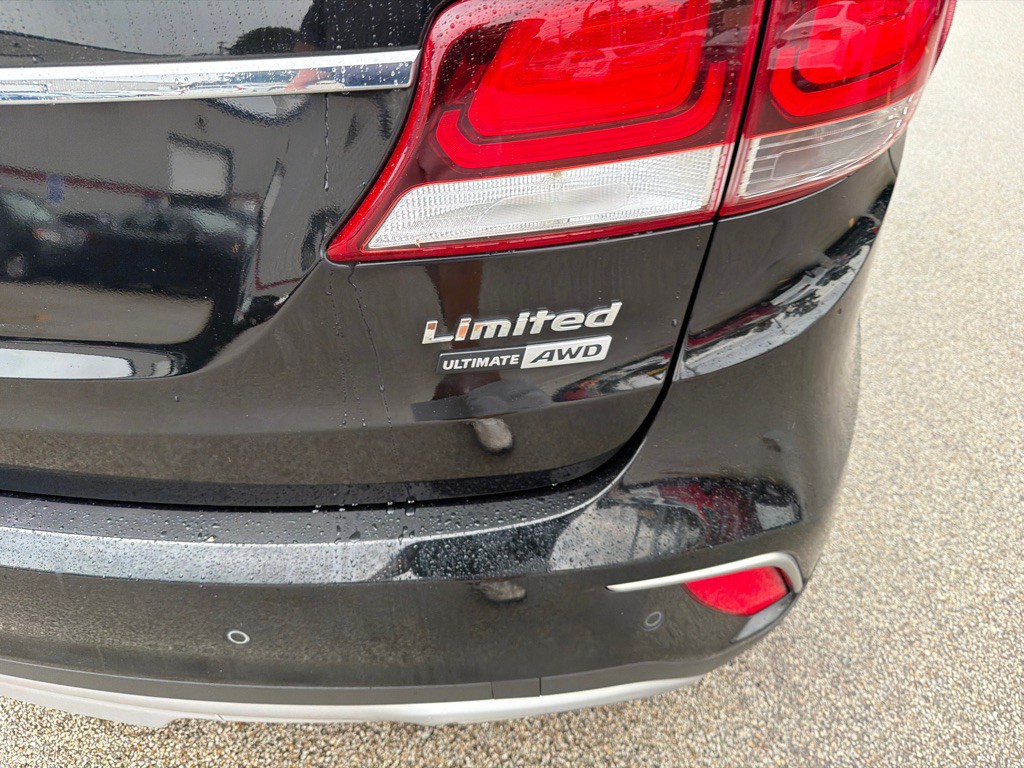 2018 Hyundai Santa Fe Image 8